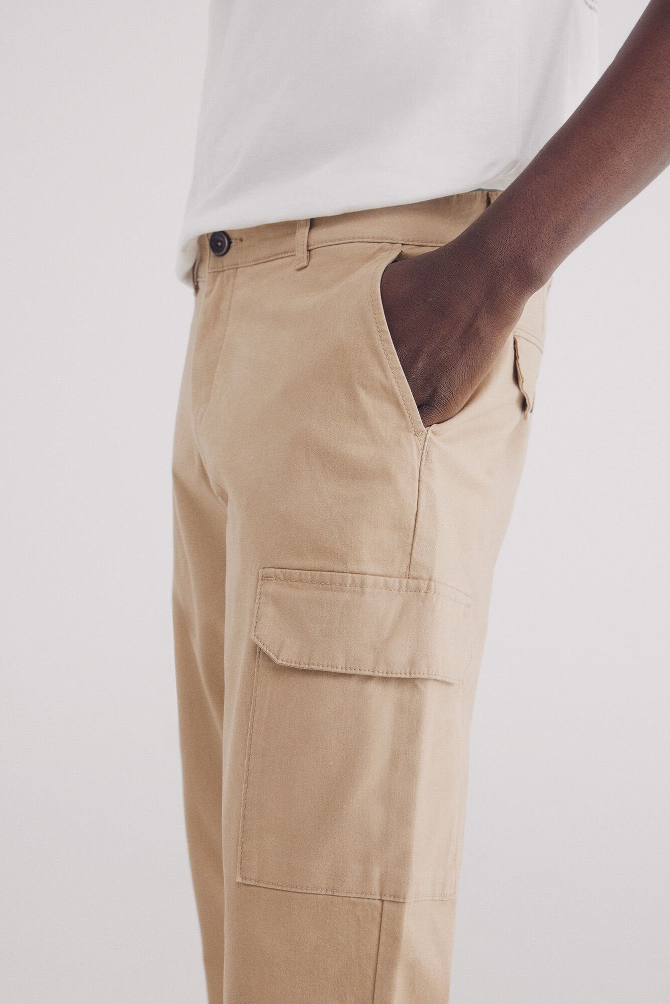 Springfield_Slim Fit Comfort Cargo Chinos_1559339_51_02