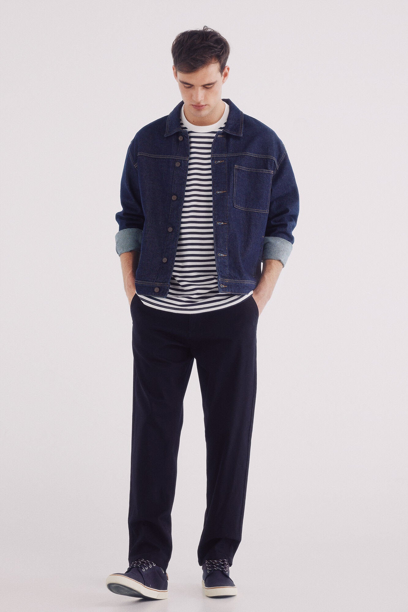 Springfield_Comfort Fit Structured Chinos Trousers_1559342_11_01