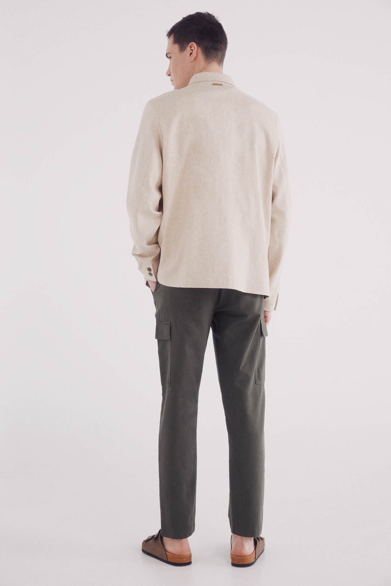 Springfield_Slim Fit Linen Cargo Trousers_1559352_90_04