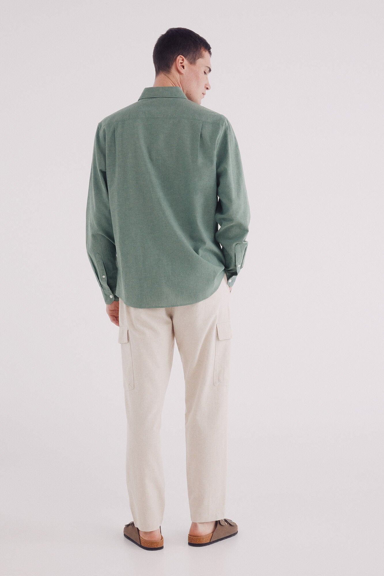 Springfield_Slim Fit Linen Cargo Trousers_1559352_97_04