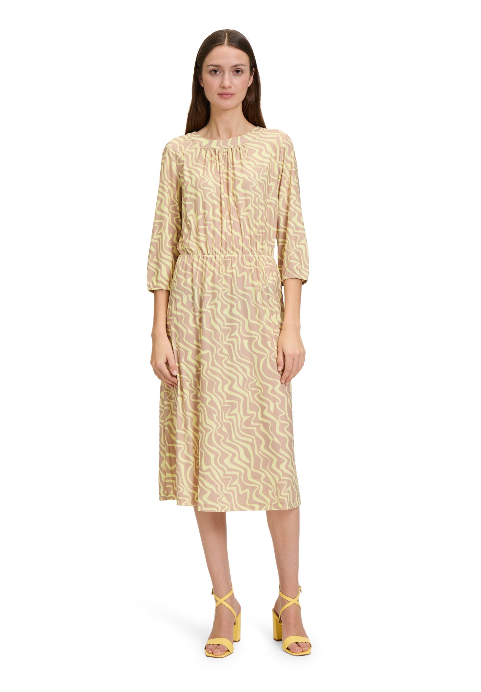 Betty Barclay_Dress Short 3/4 Sleeve_1606-3106_7822_01