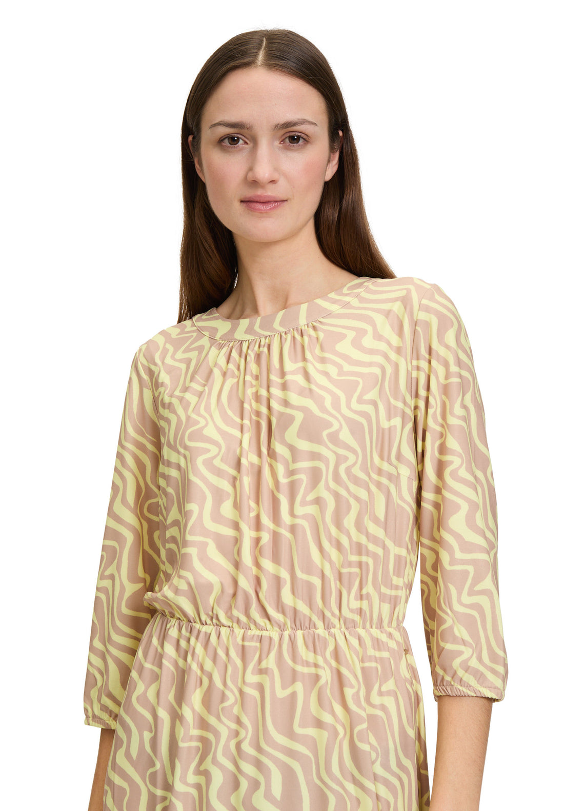 Betty Barclay_Dress Short 3/4 Sleeve_1606-3106_7822_02