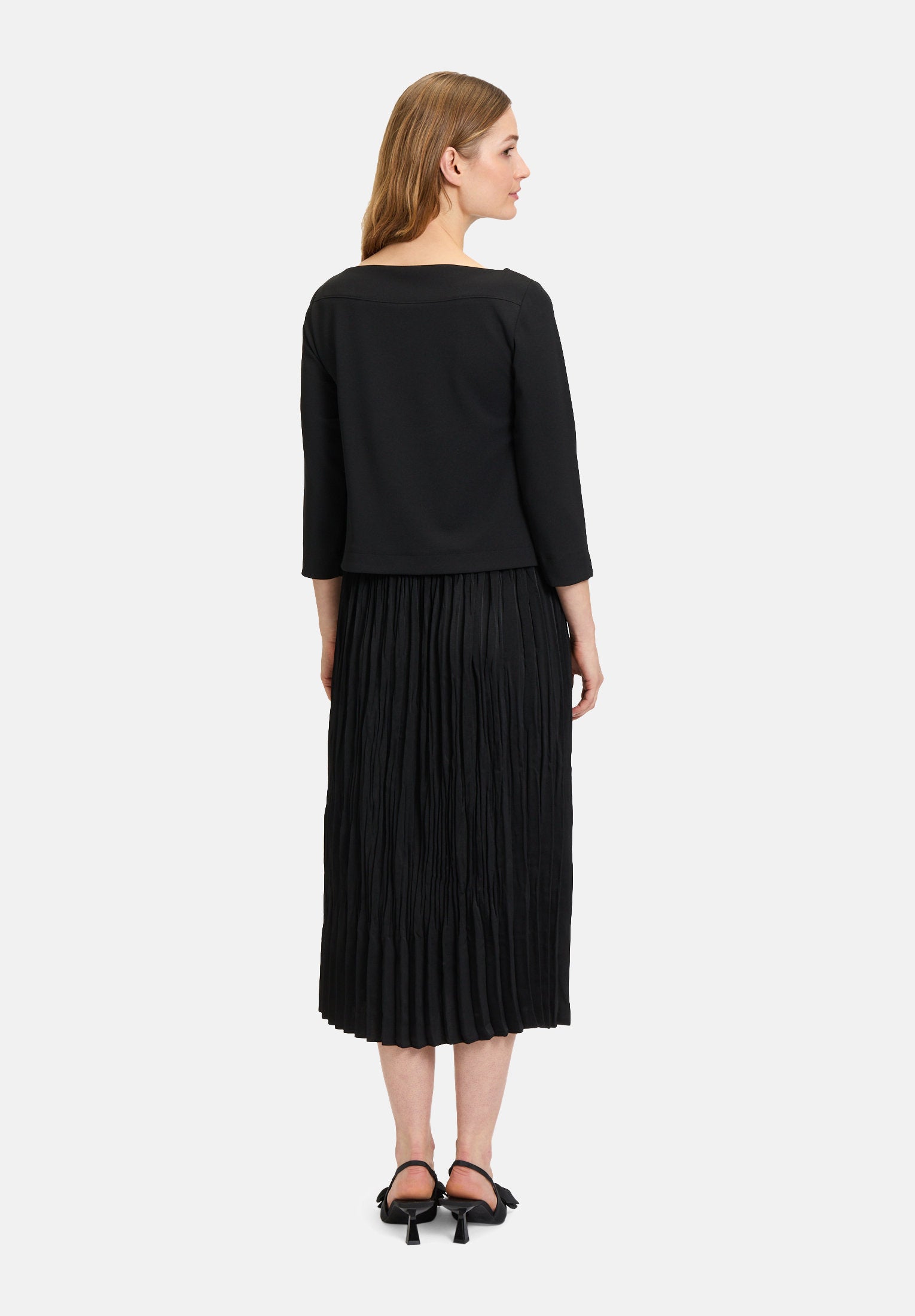 Betty Barclay_Jersey Dress with Pleats_1677-2420_9045_02