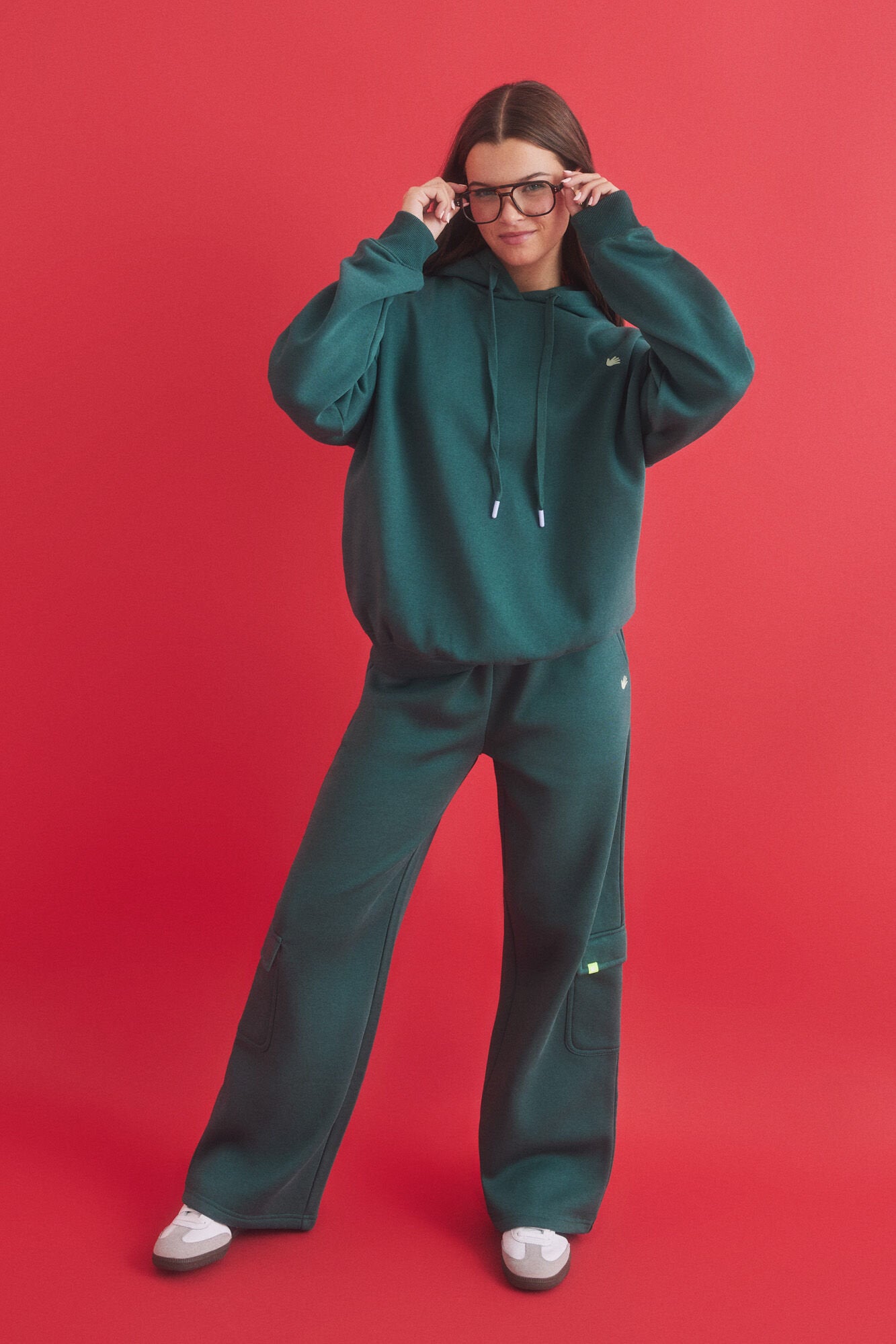 Green Plush Hoodie Logo_1698020_20_08