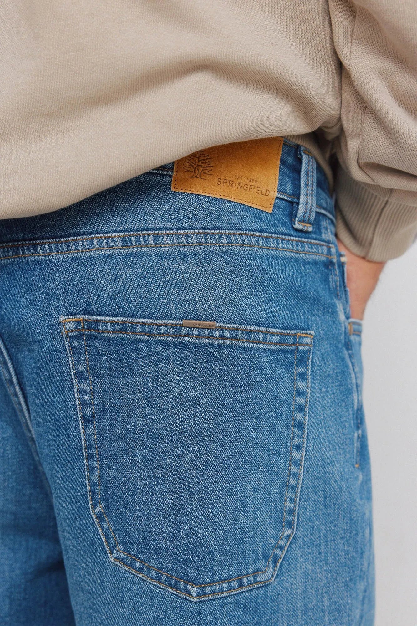 Springfield Blue Men Medium Wash Regular Fit Jeans SKU: 1753231_14 Image 06