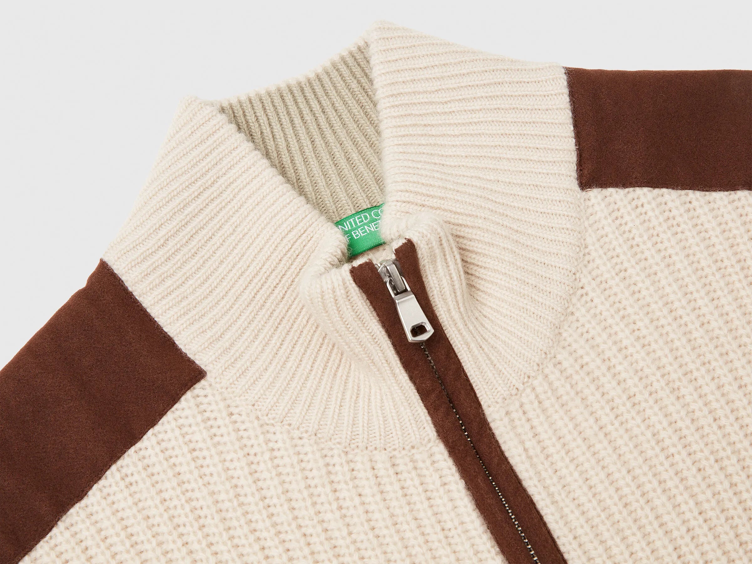 Benetton_Beige_Vest with Zip in Wool Blend_18AYU501A_152_07