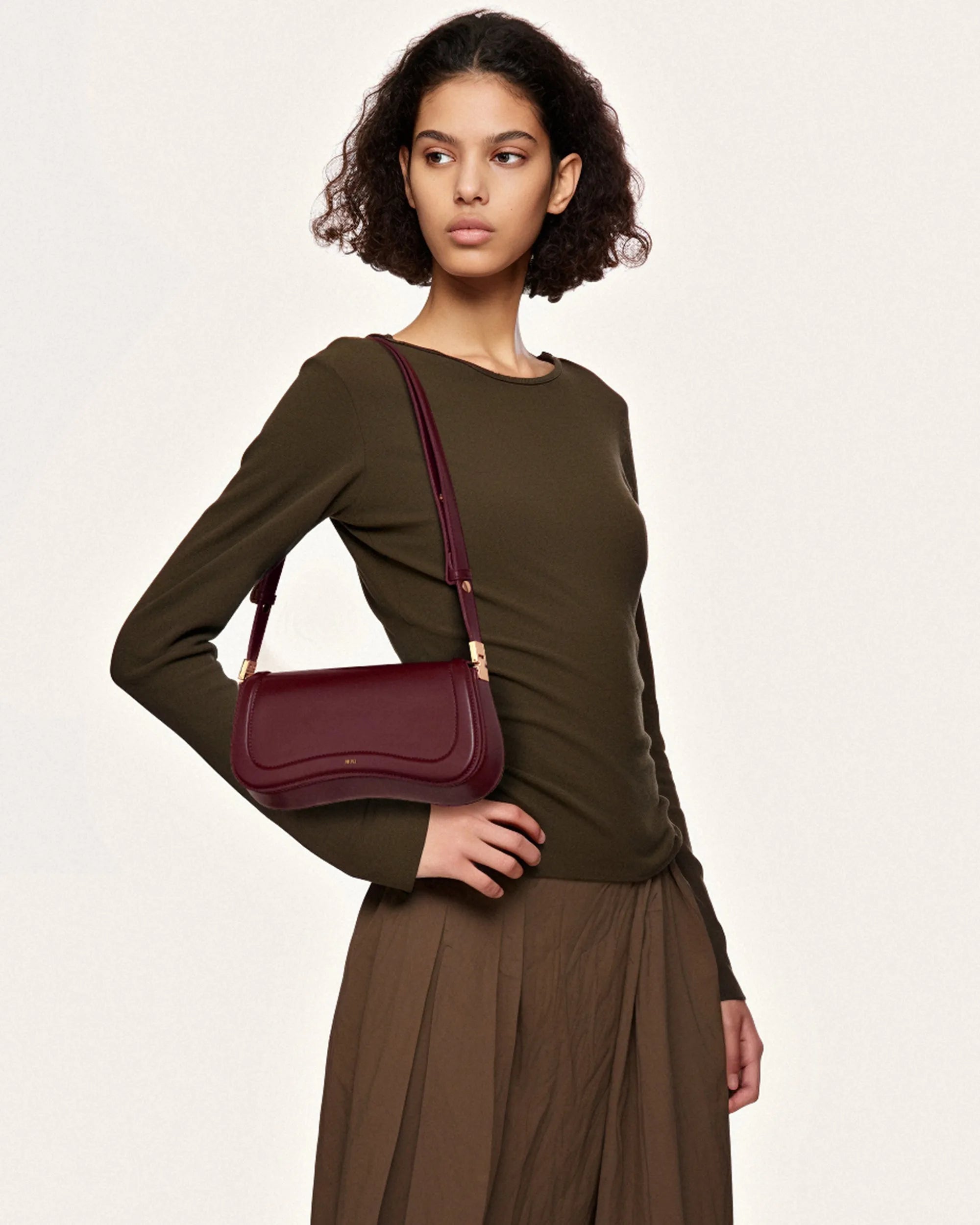 JW PEI_Red_Joy Shoulder Bag_1C56-47_Deep Claret_02