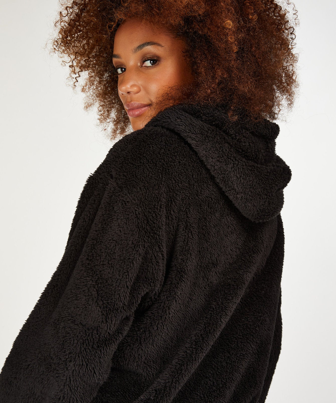 Hoody Long Sleeve Fleece Snuggle_200370_Black_02