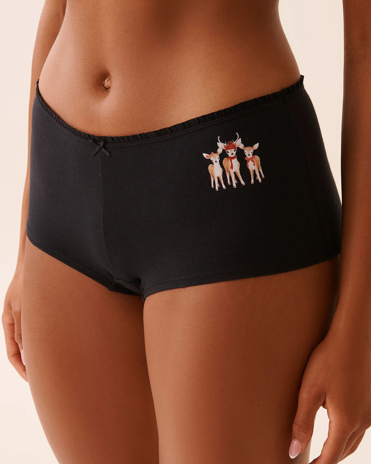 La Vie en Rose_Black Beauty_Ruffle Trim Cotton Boyleg Panty_20100668_00001_01