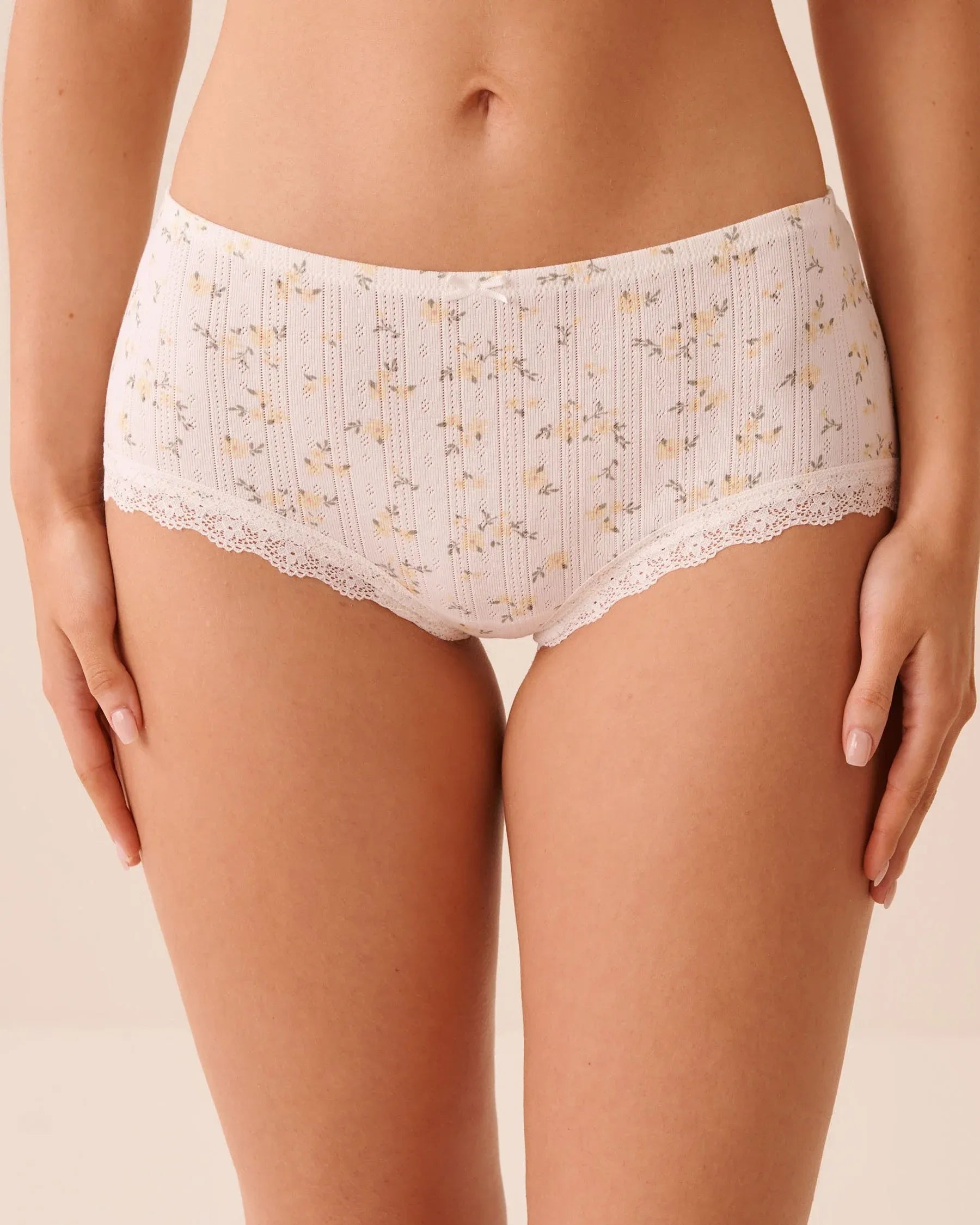 La Vie en Rose Snow White Apricot Ditsy Women Lace Trim Pointelle Boyshort Panty SKU: 20100723_P10590 Image 01