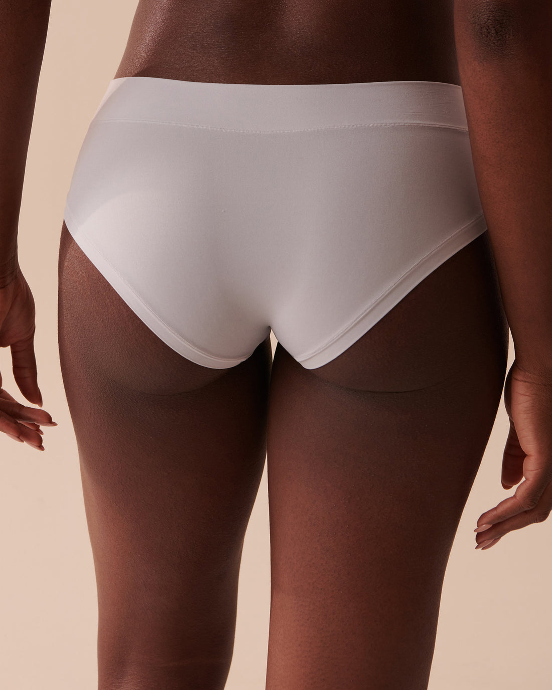 Micro Hiphugger Briefs_20200440_00004_02