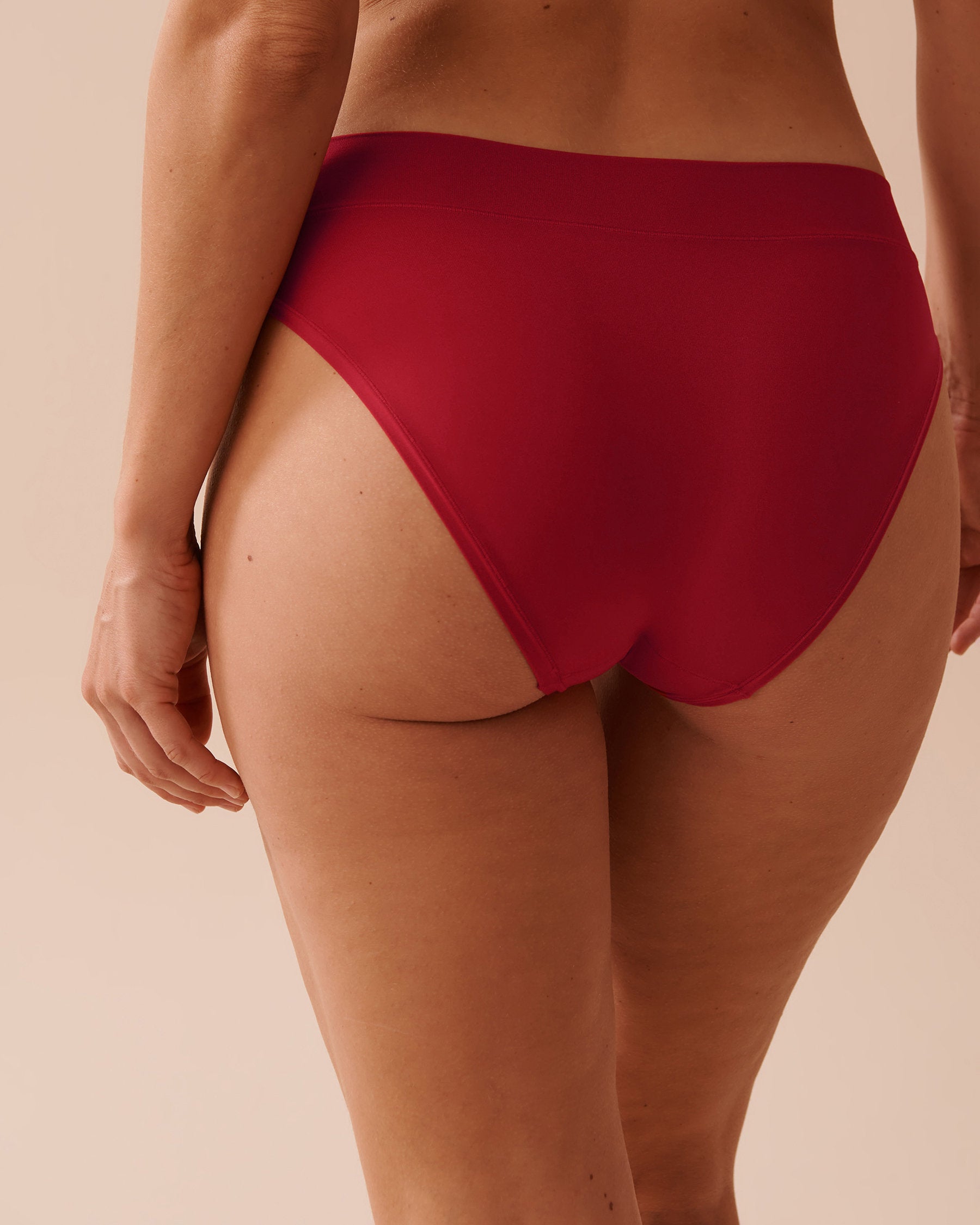 Perfect Fit Bikini Panty_20200555_60169_02