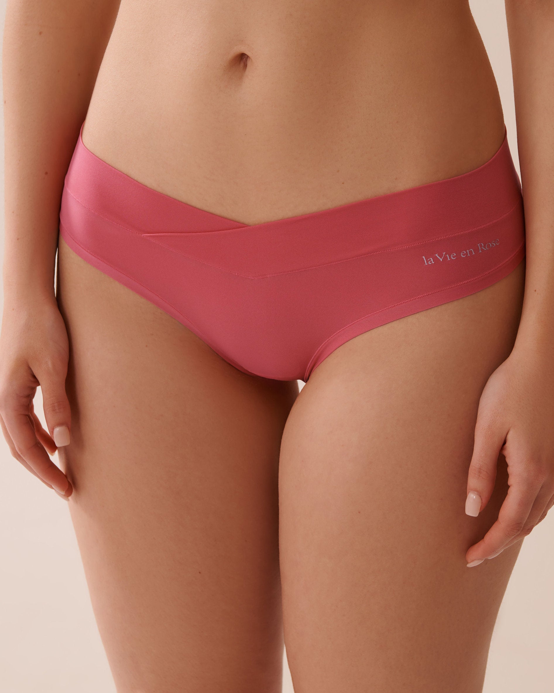 La Vie en Rose_Perfect Fit Bikini Panty_20200627_60008_01