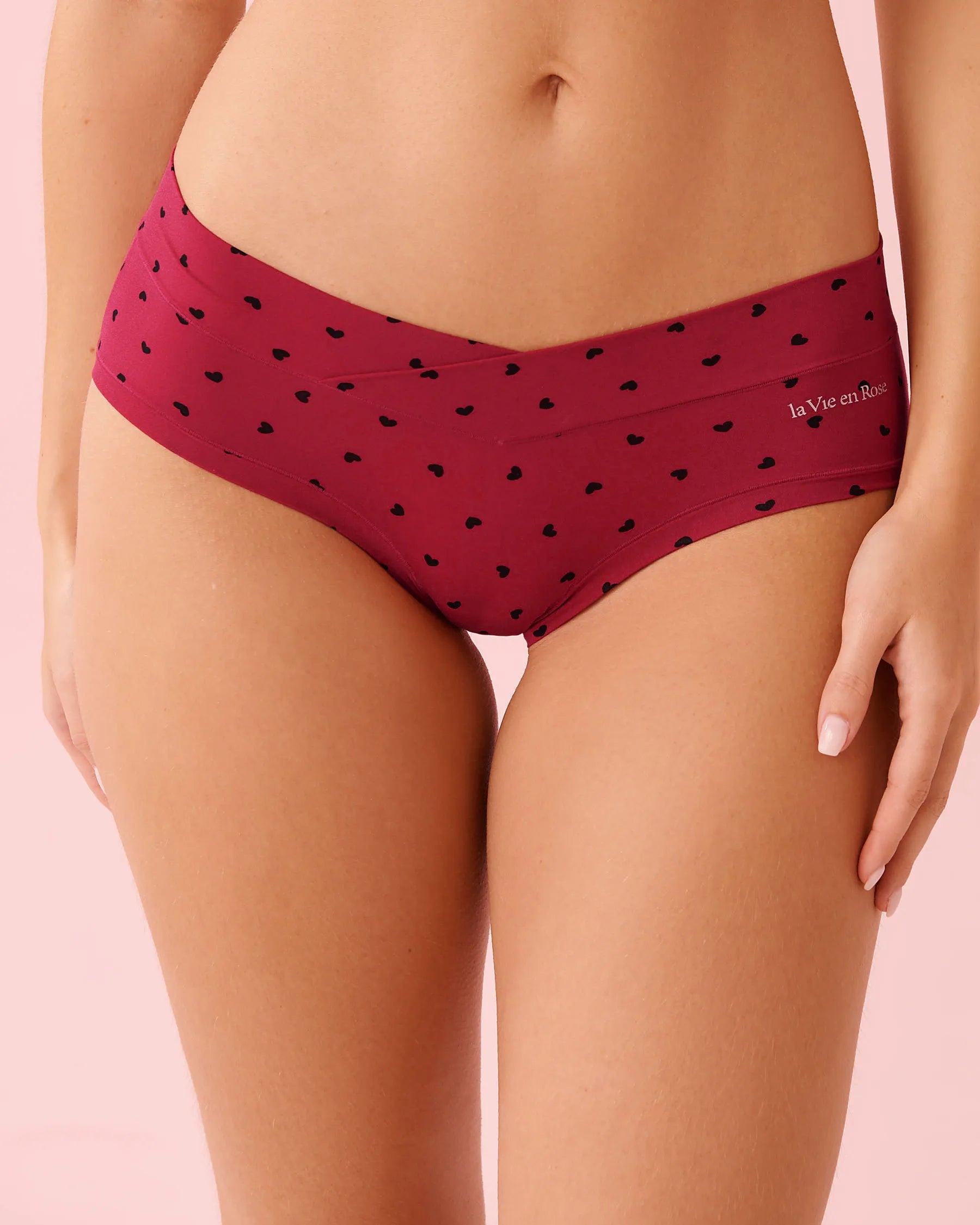 La Vie en Rose_Red_Perfect Fit Hiphugger Panty_20200763_P60451_01