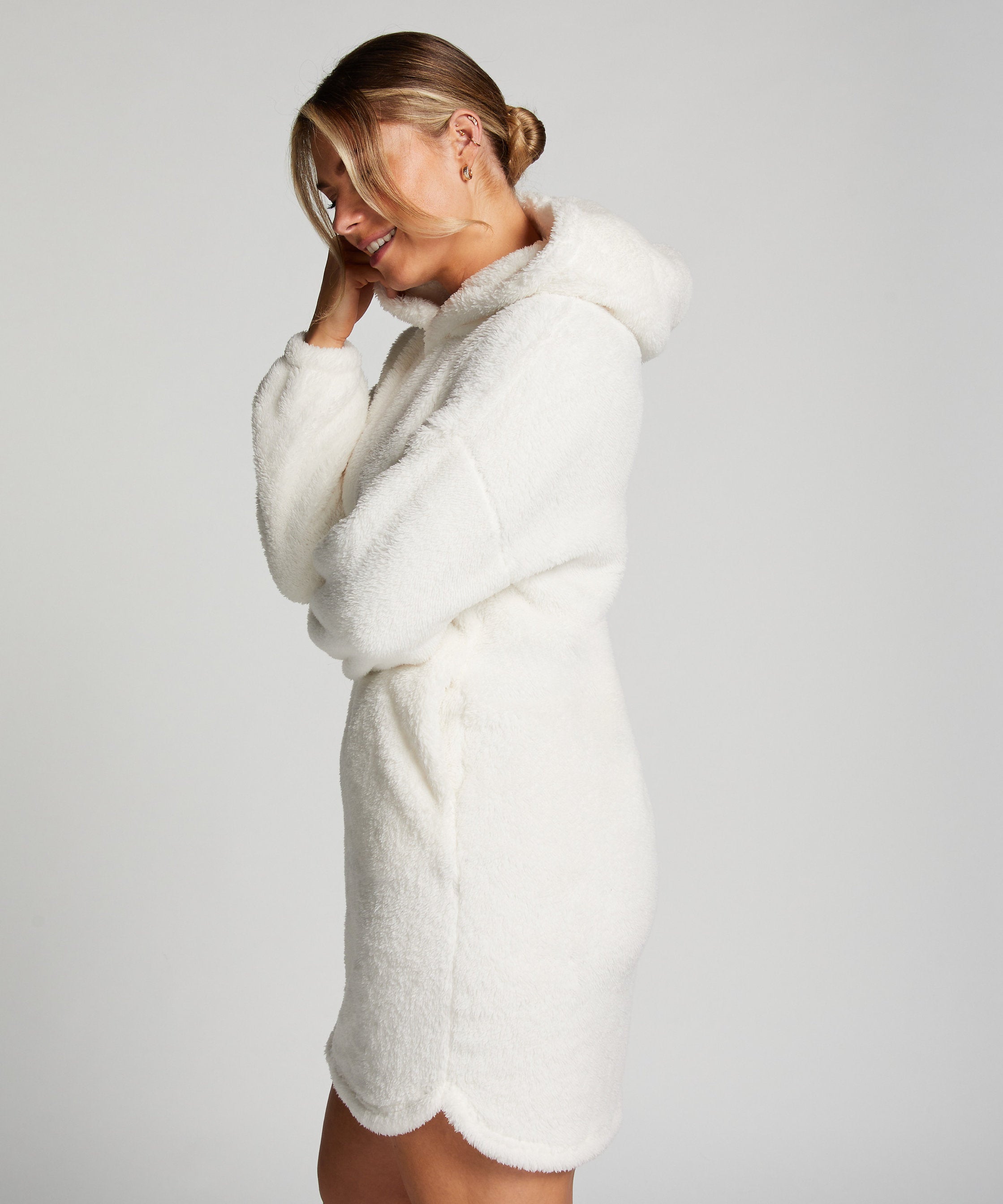 Robe Dress Snuggle Fleece_204190_Snow White_03