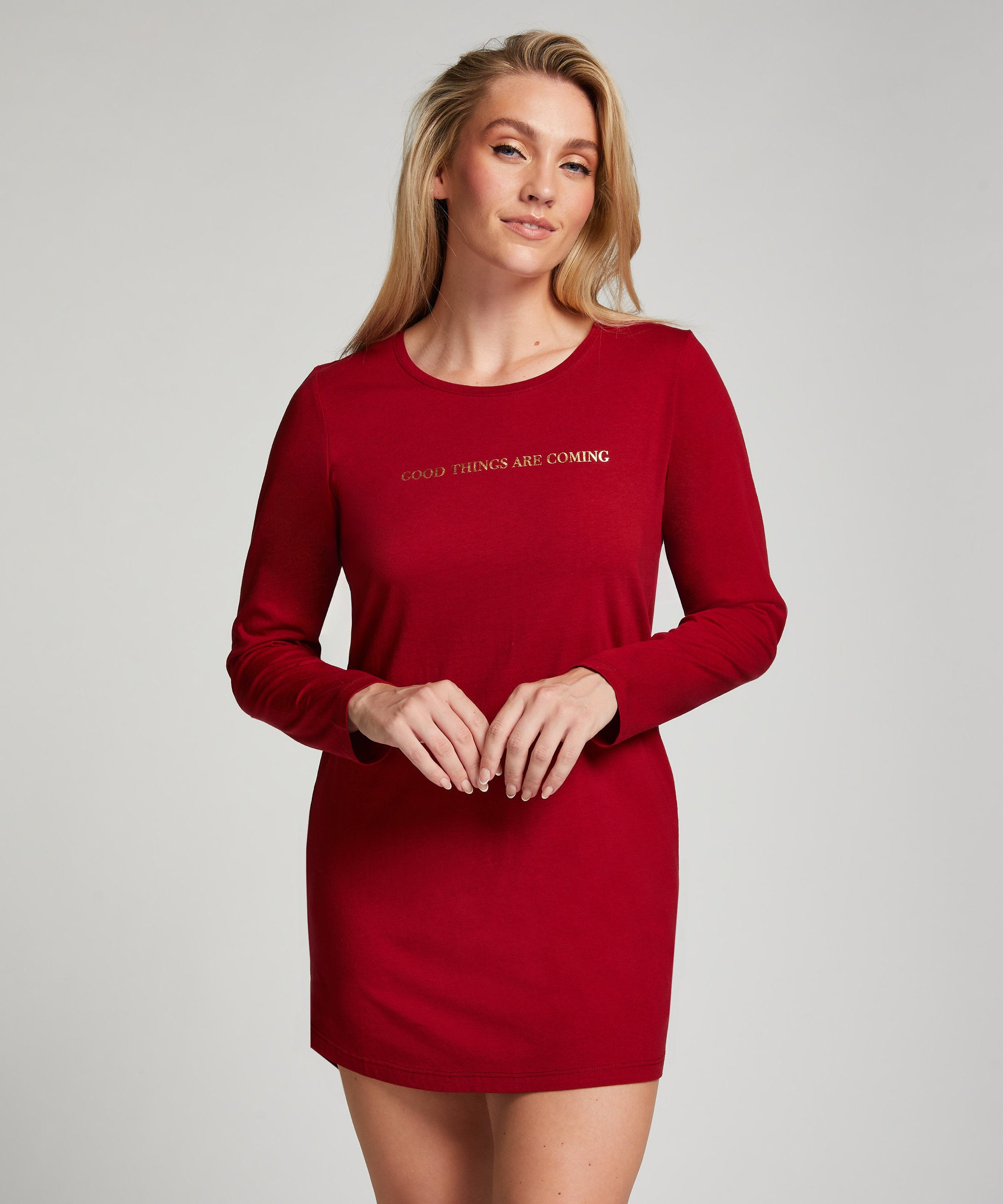 Nightie Long Sleeve R Neck Good Things_204246_Red Dahlia_01