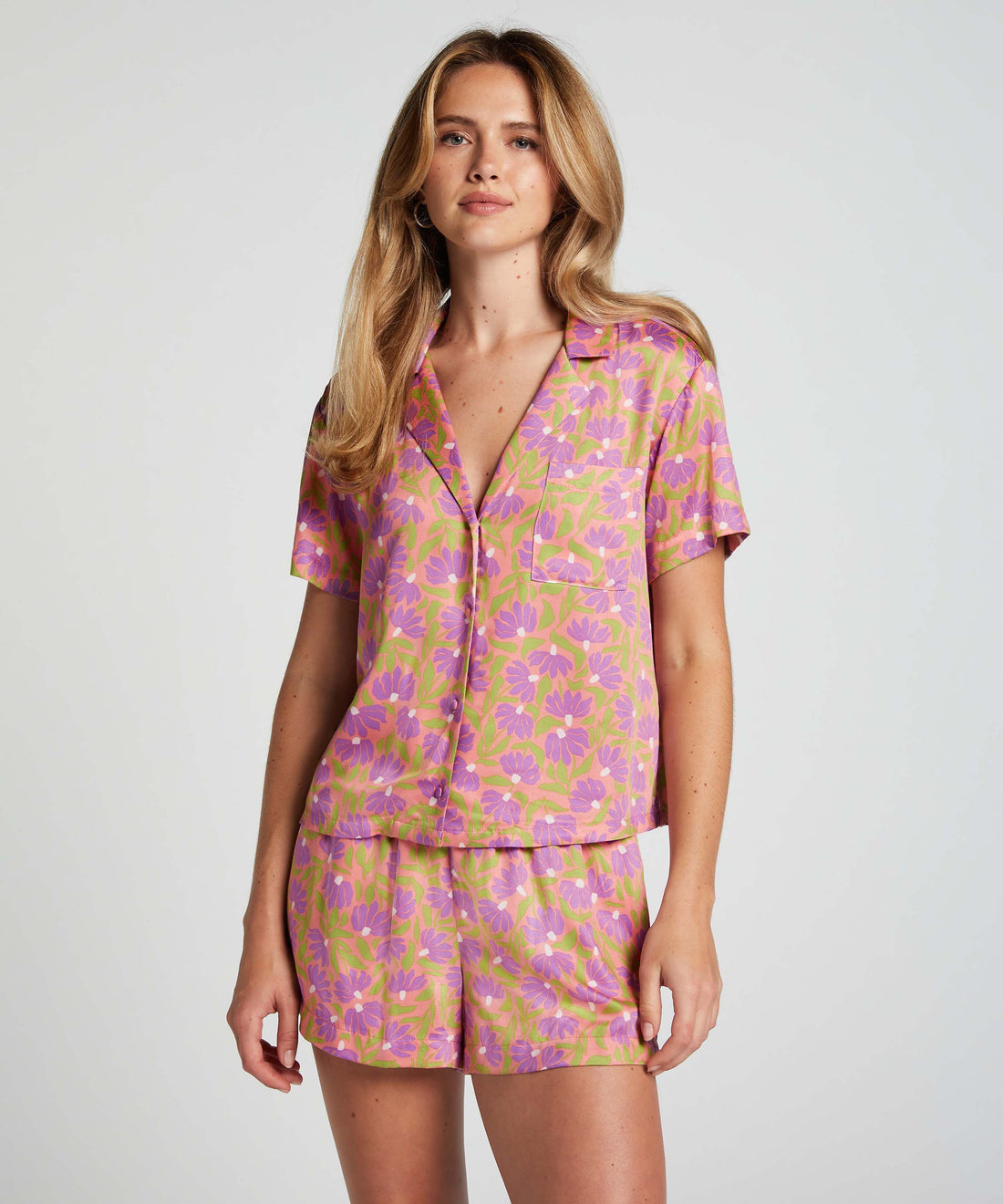 Satin Pyjama Shorts_206483_Flamingo Pink_01