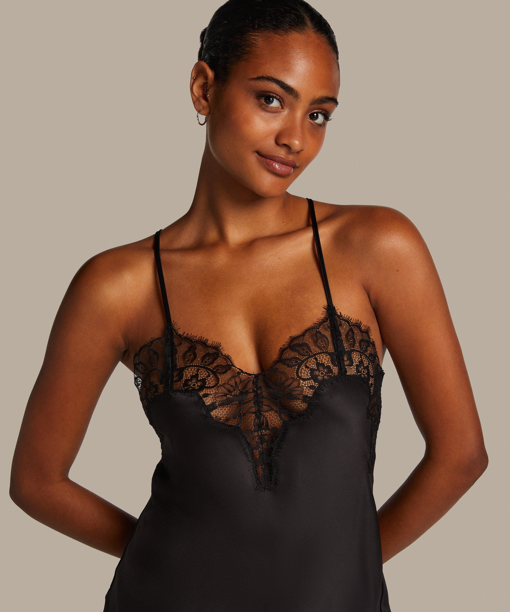 Hunkemoller_Valerie Slipdress_206575_Black_02