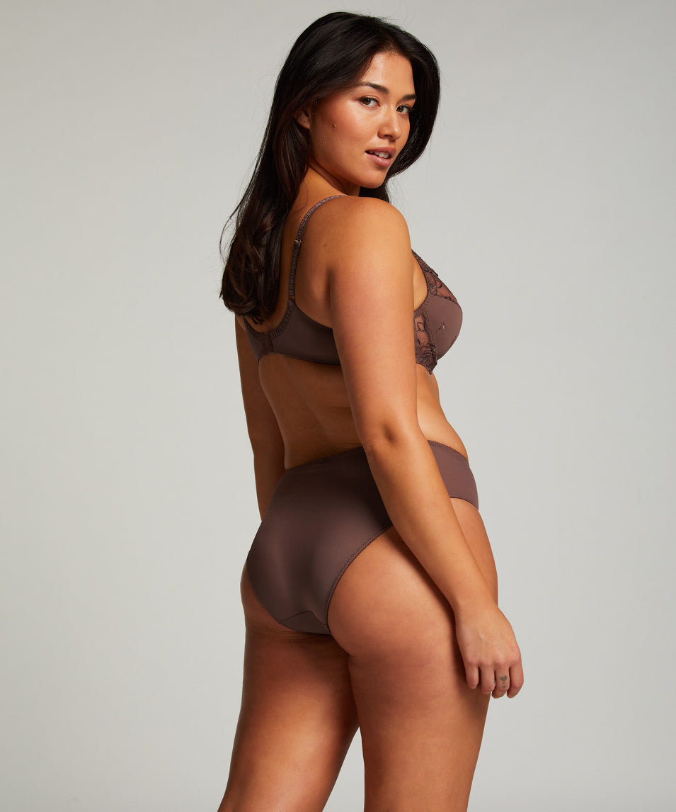 Hunkemoller_Peppercorn_Diva High Knickers_206883_Peppercorn_03