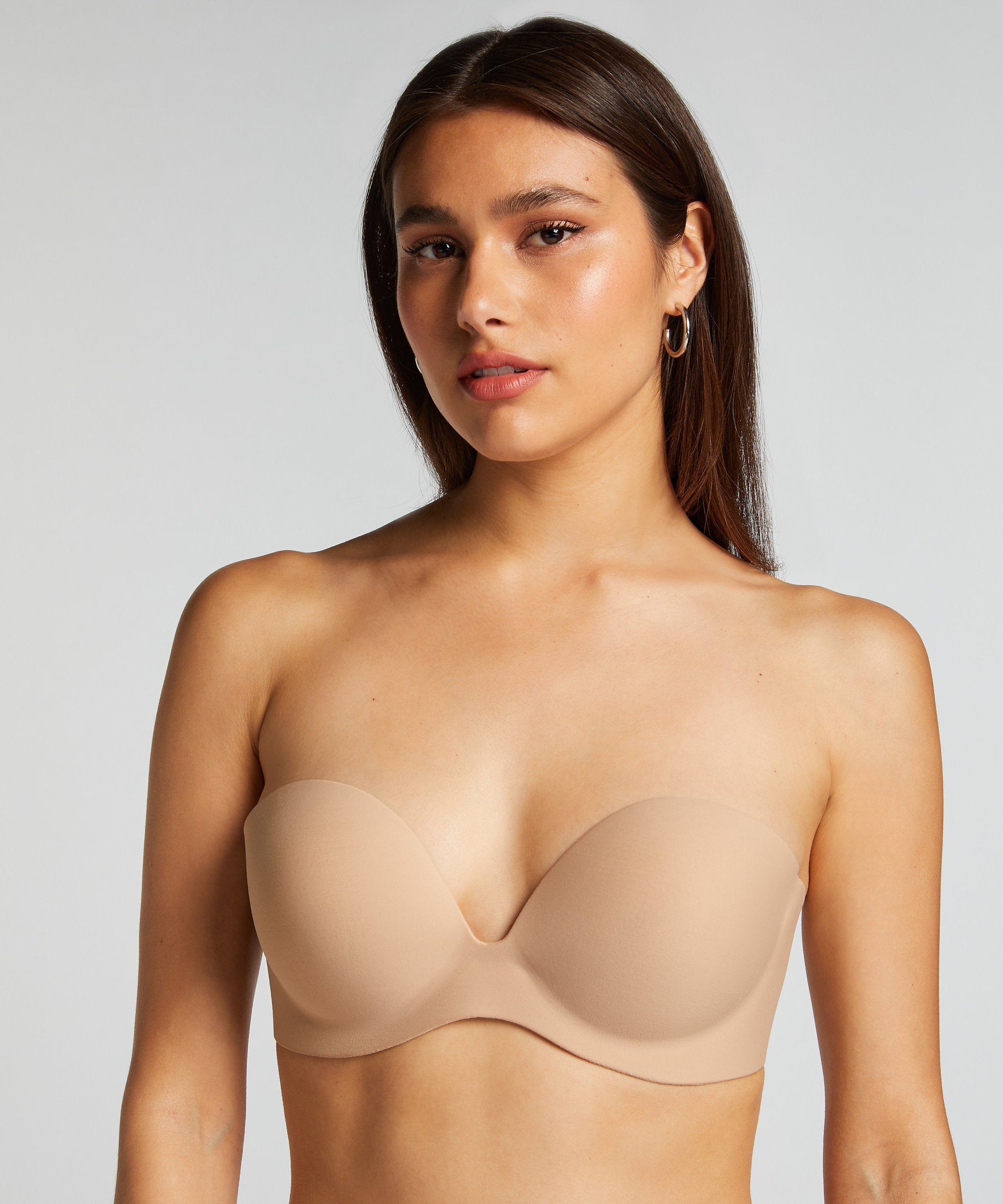 Stick On Bra in Different Cup Sizes_206910_Nude_03