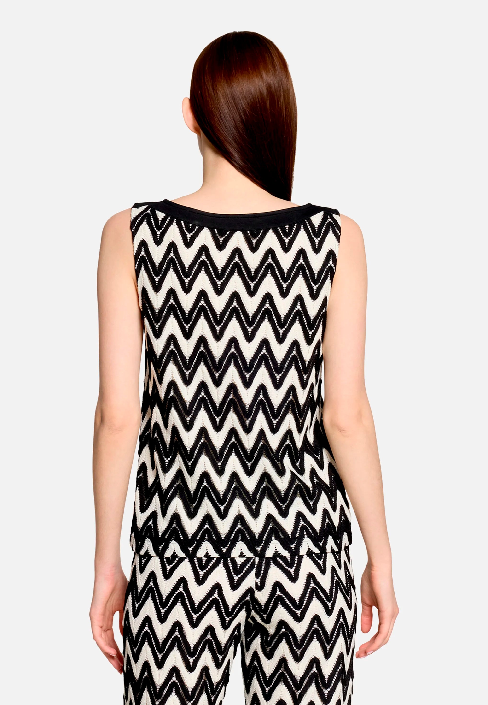 Betty Barclay Black/Cream Women Textured Sleeveless Shirt SKU: 2107-3376_9812 Image 03
