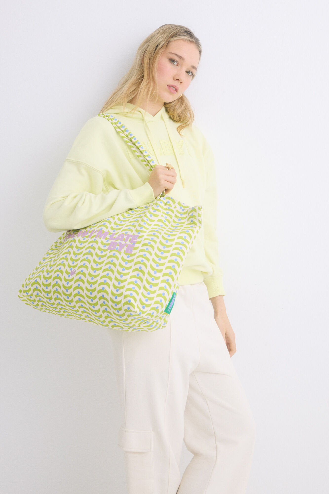 Women Secret_Yellow Print Tote Bag_2149037_09_01