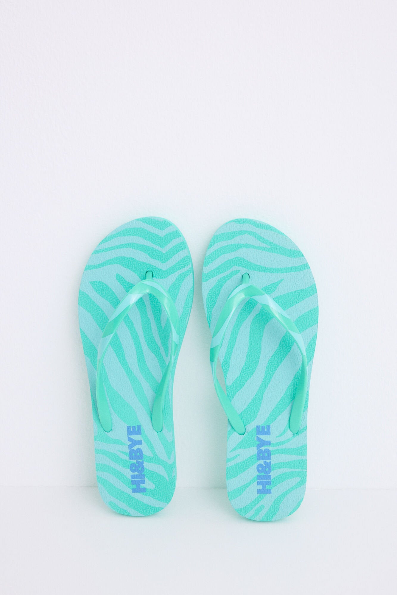 Women Secret_Green Logo Print Flip Flops_2149040_89_01