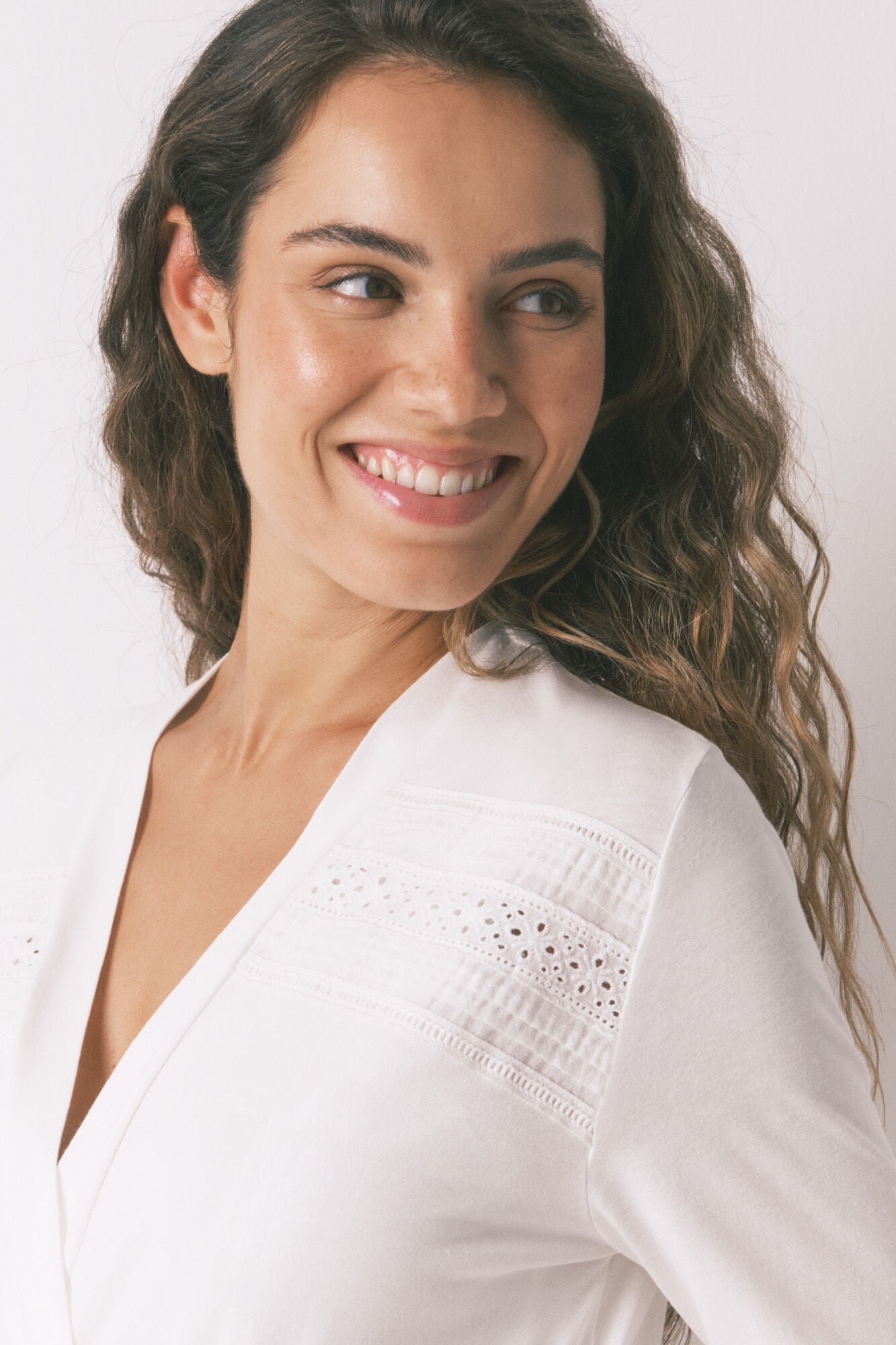 Women Secret_White_Classic Ivory "Maternity" Robe_2172316_96_04