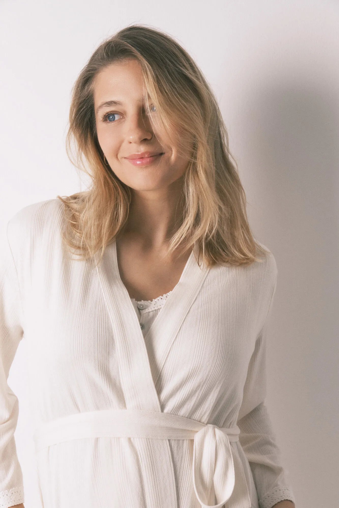 Women Secret_Ivory_White Maternity Belted Robe_2173137_96_05