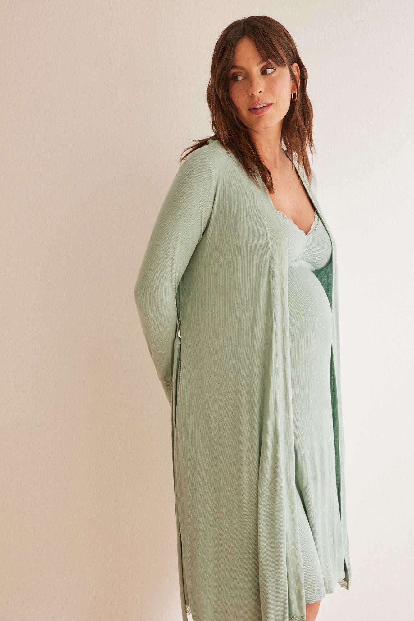 Knee-Length Robe_2177873_23_03