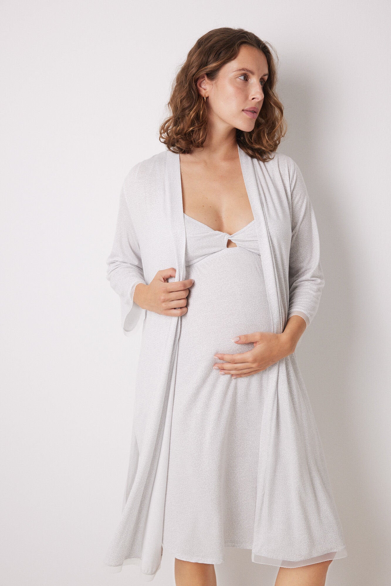 Soft Touch Midi "Maternity" Robe With Dot Print_04