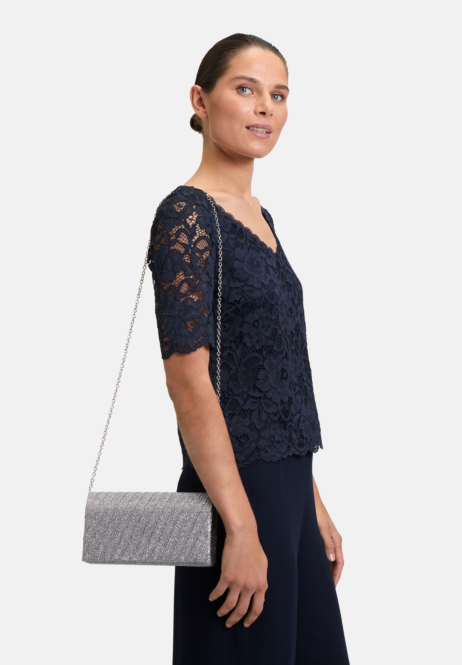 Vera Mont_Clutch Bag in Glitter Look_2184-4136_900_01