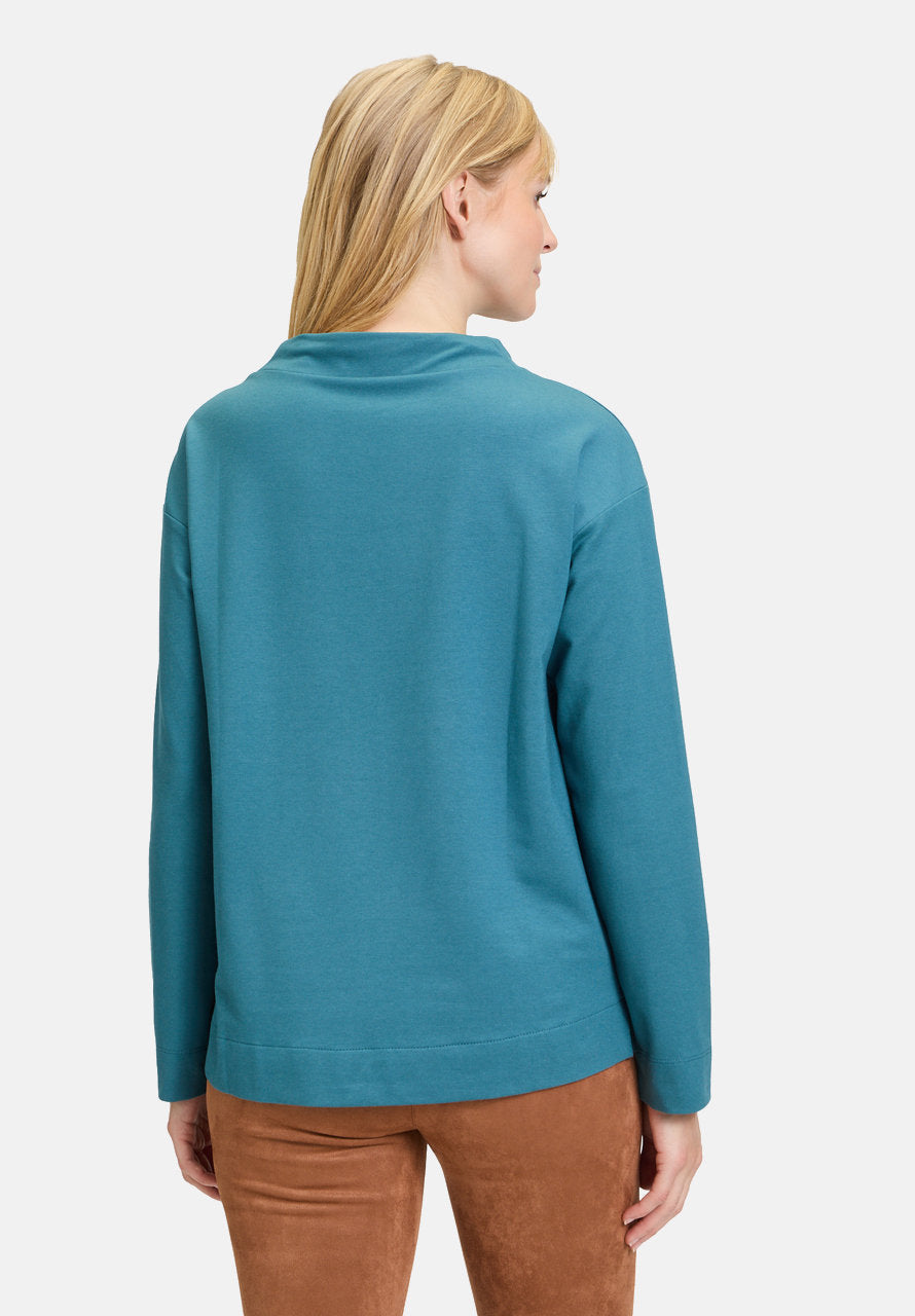 Sweatshirt With Collar_03