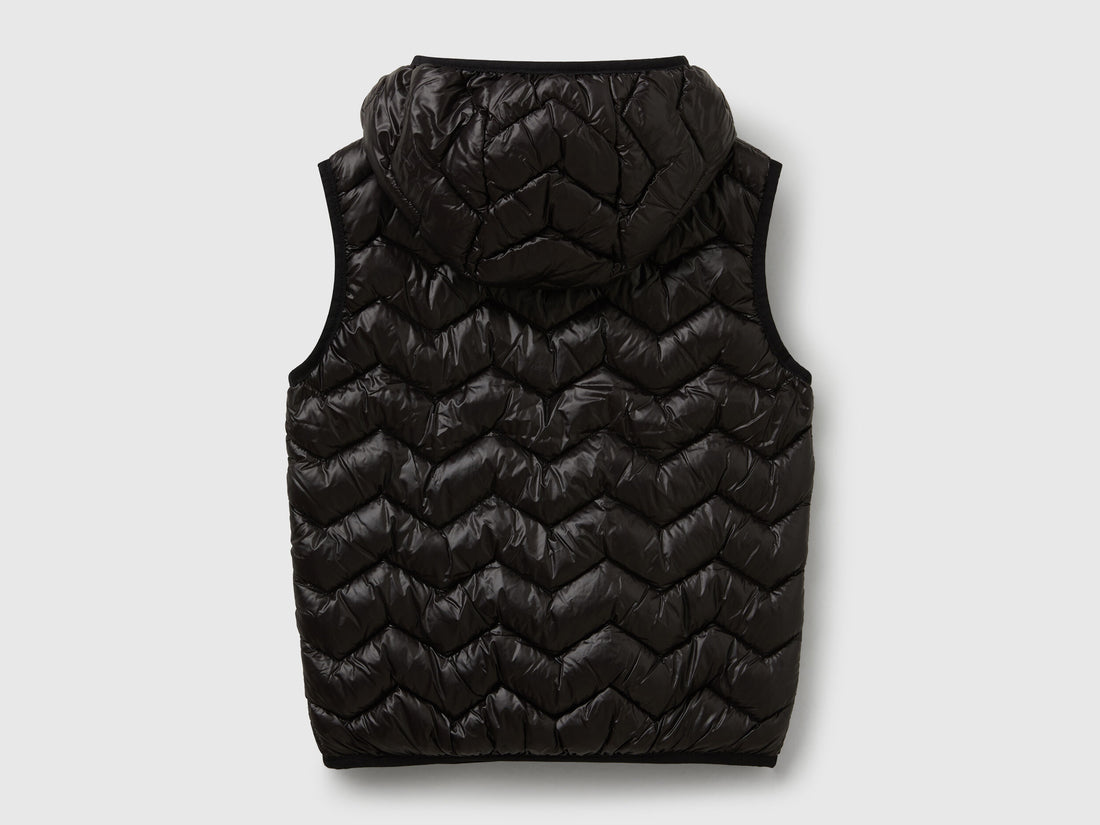 Benetton_Black_Padded Vest with Hood_21INCJ00Q_100_02