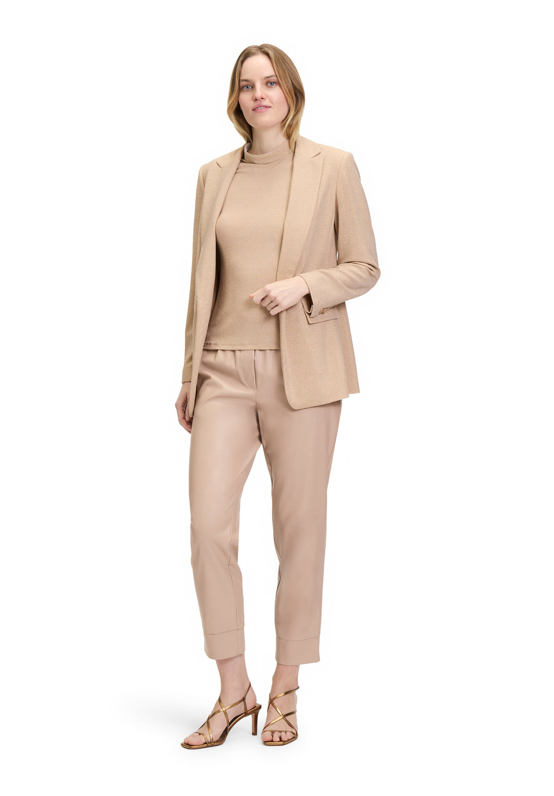 Betty Barclay_Shirt Short 1/2 Sleeve_2209-3359_7232_02