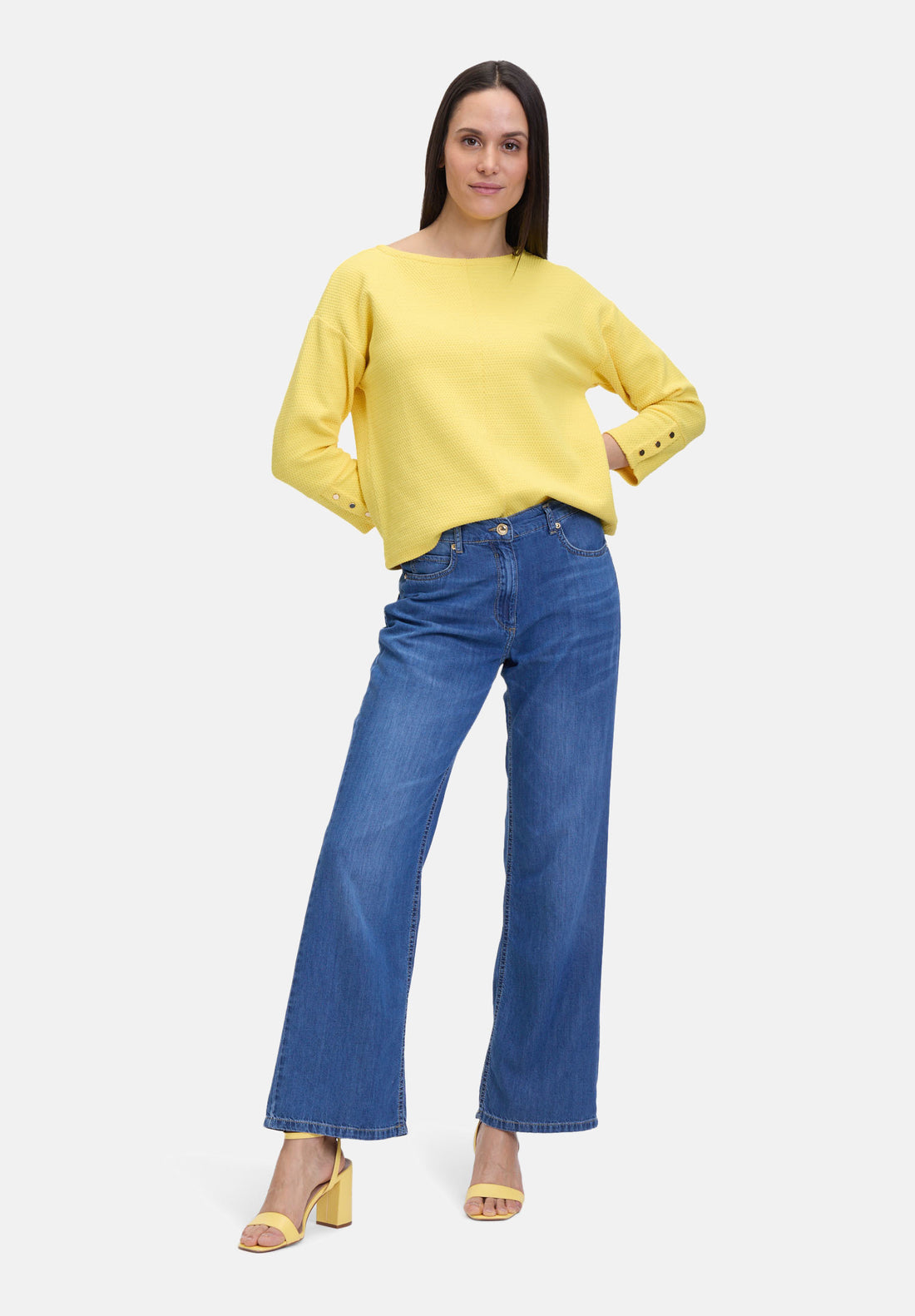 Betty Barclay_Sweatshirt with 3/4 Arm_2376-1182_2042_02