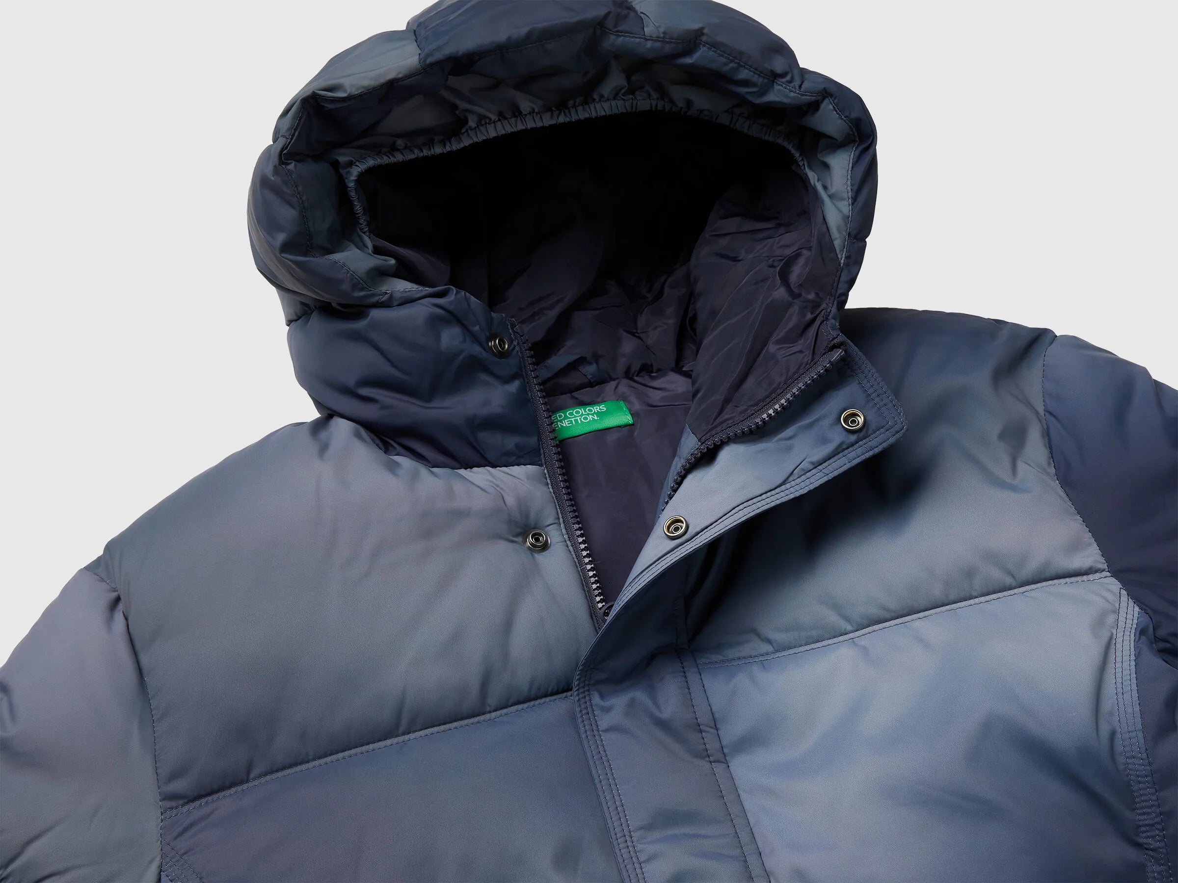 Benetton_Blue_Padded Jacket in Shaded Nylon_23G5CN06T_70U_03