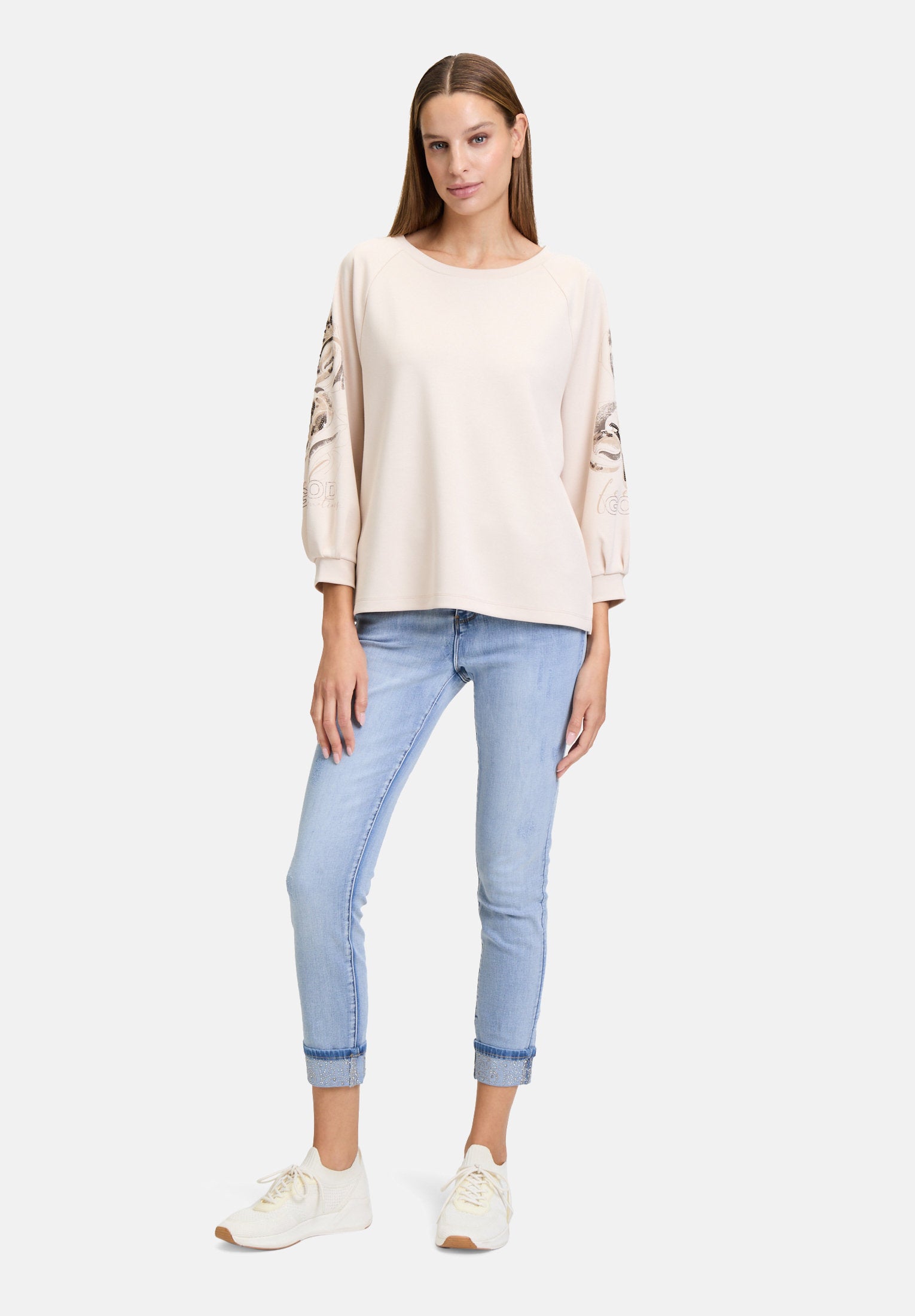 Betty Barclay_Sweatshirt with Trumpet Sleeves_2414-1145_1098_02