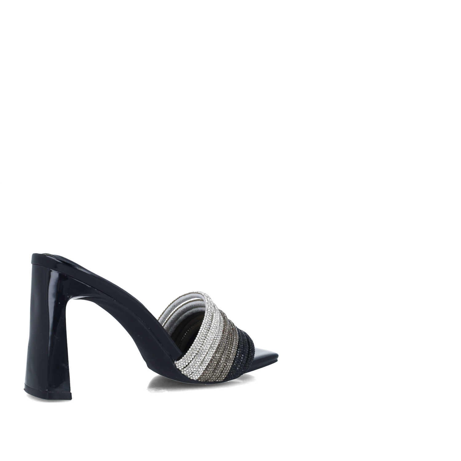 Black Slip On Heels_25262_01_03