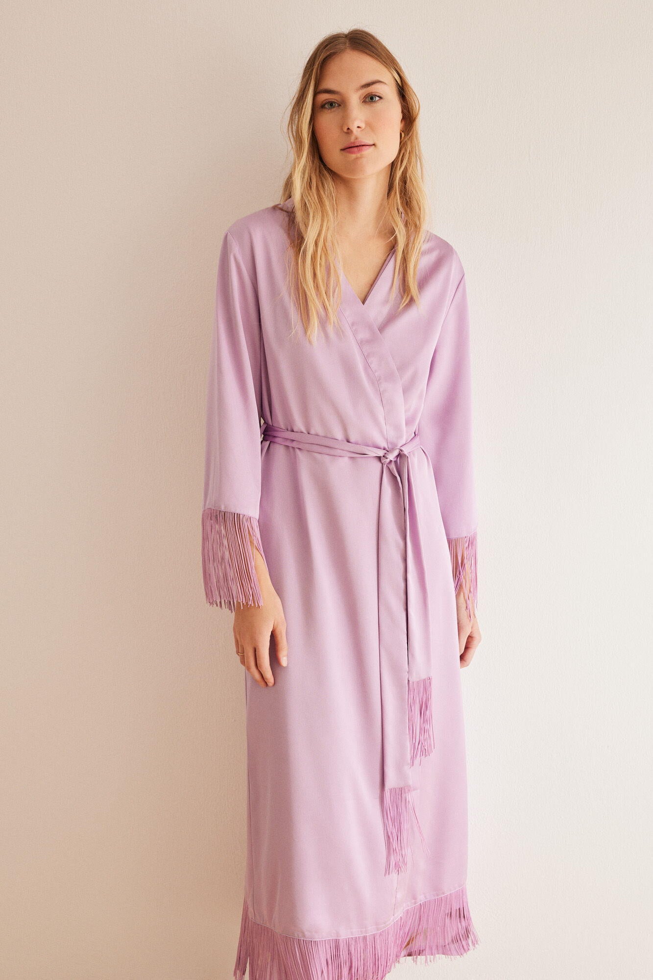 Knee-Length Robe_2537712_76_03