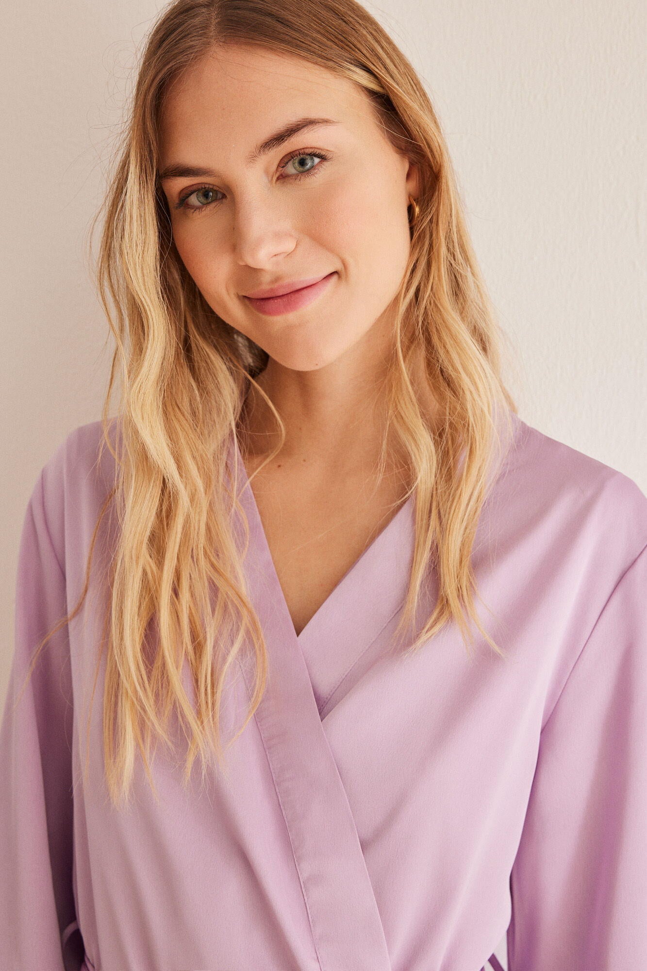 Knee-Length Robe_2537712_76_04