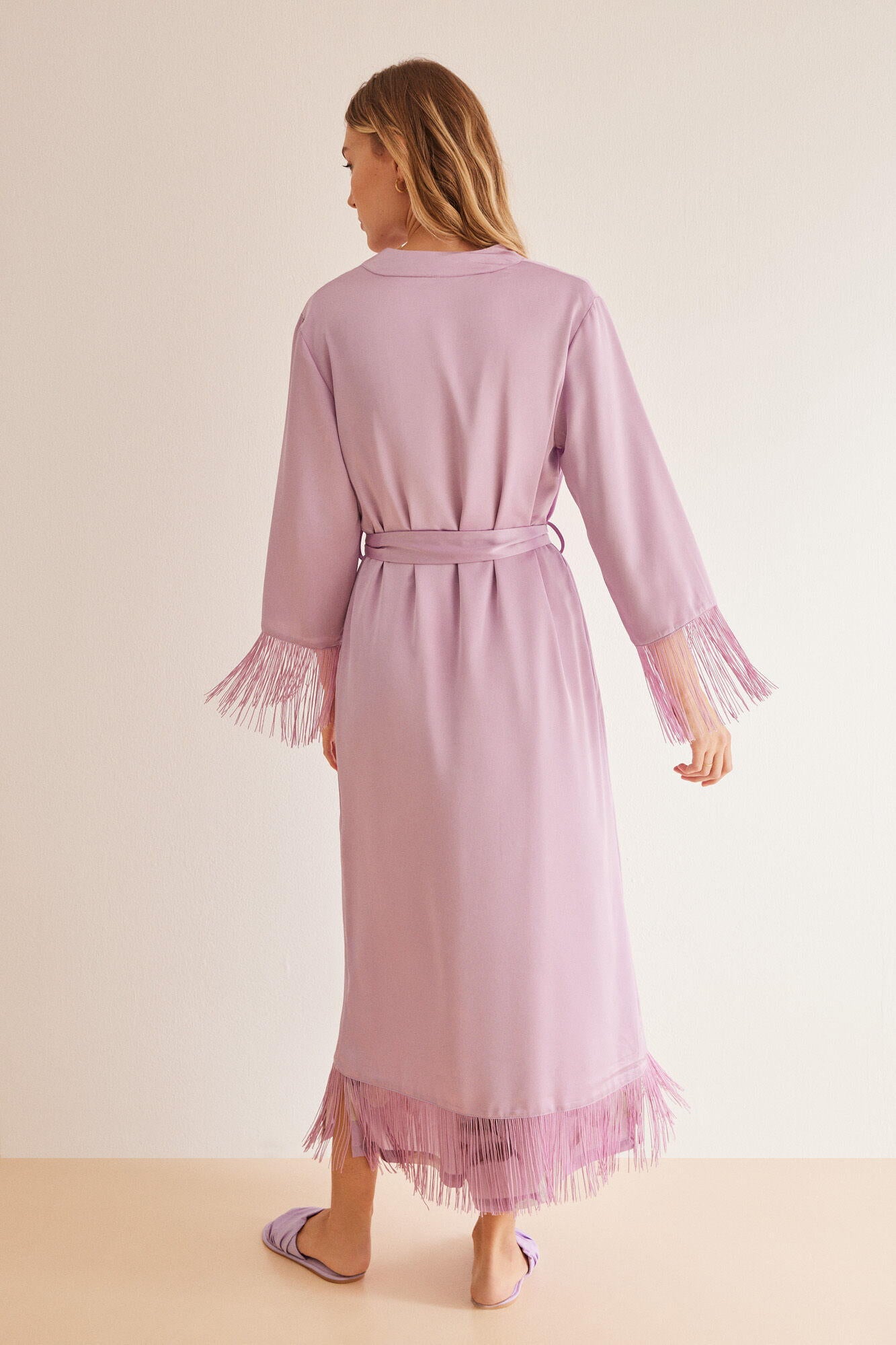 Knee-Length Robe_2537712_76_05