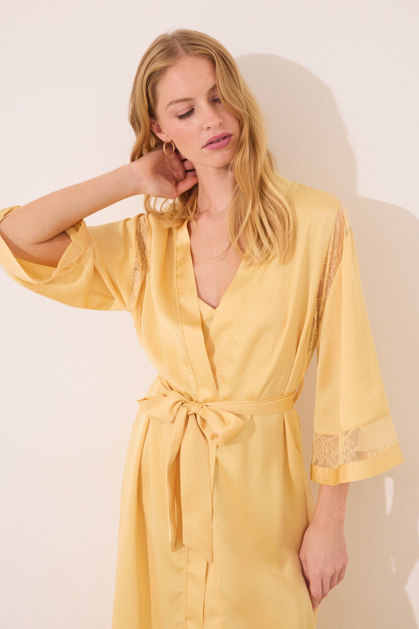 Women Secret_Robe Yellow Chiffon Fabric_2539004_04_01