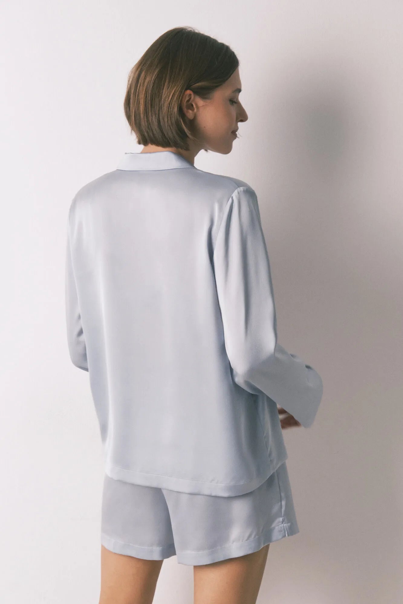 Women Secret_Medium Blue_Blue Satin Short Classic Pyjamas_2542474_12_06