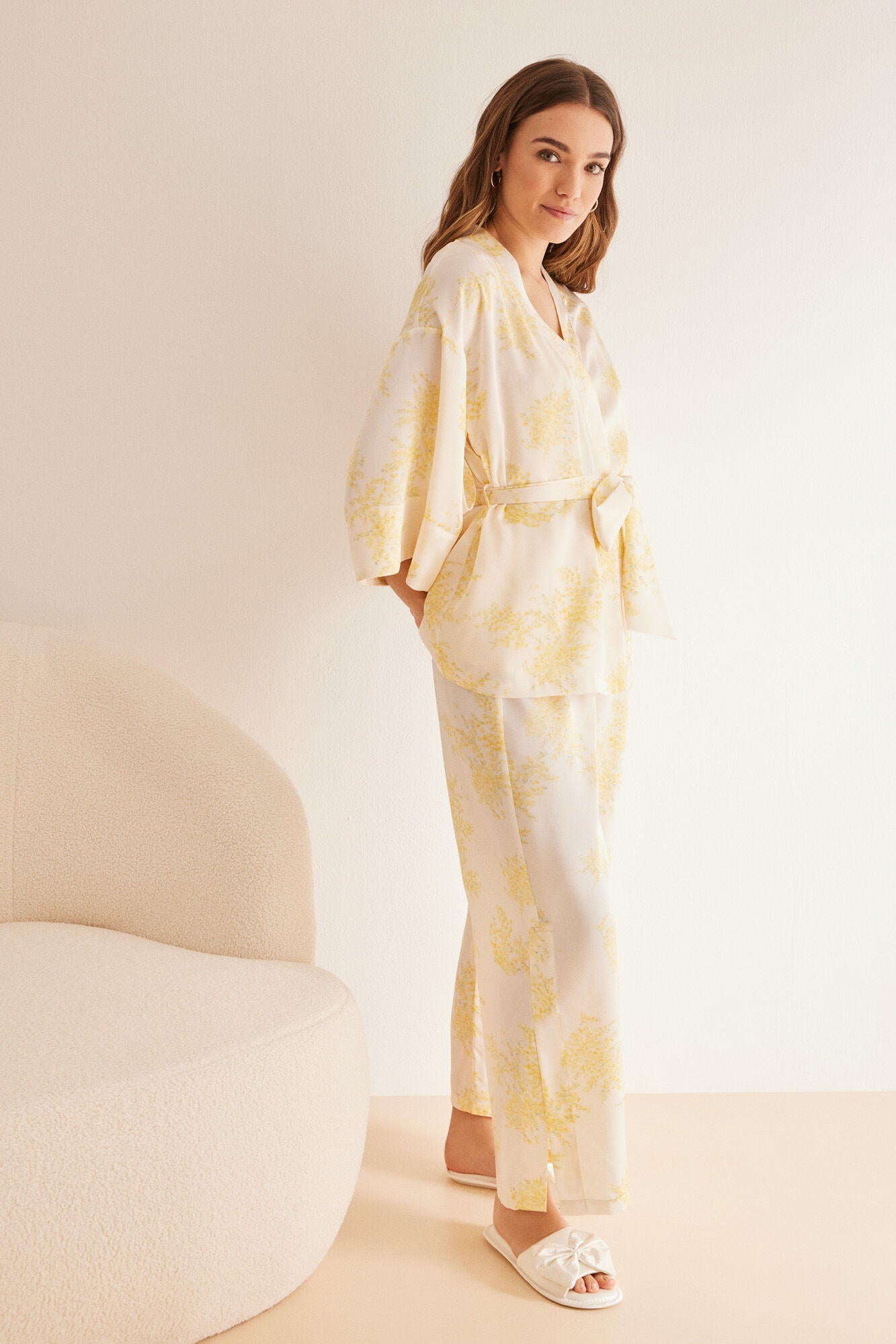 Long Pyjama + Robe_2547593_04_07