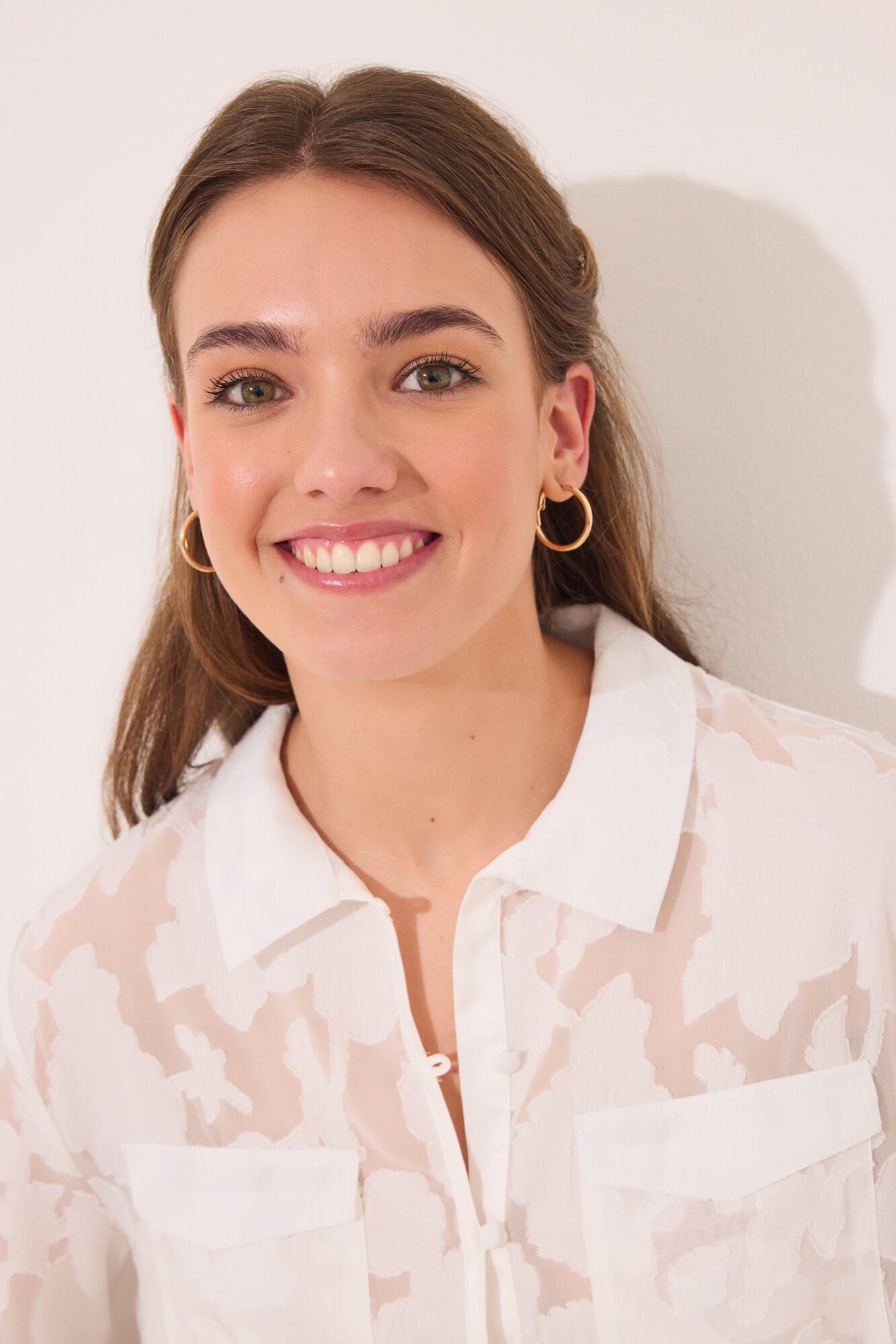 Women Secret_Long White Satin Pajama Shirt_2549784_96_04