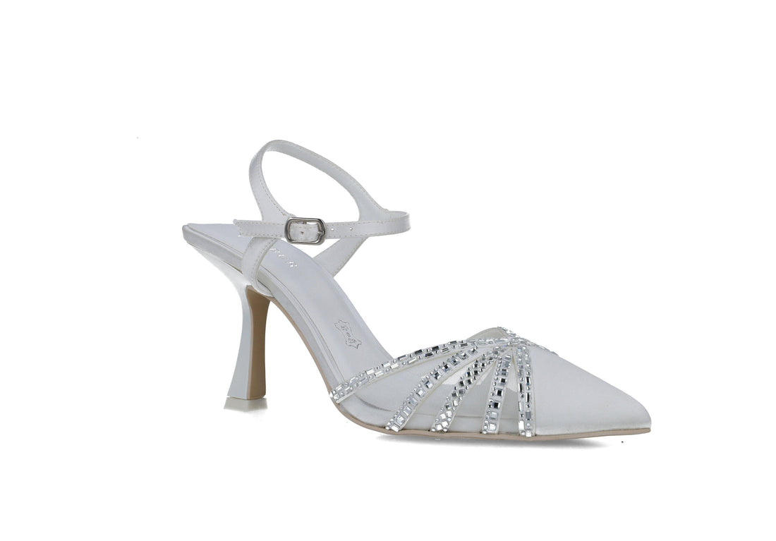 Ivory Pumps With Ankle Strap_25631_04_02