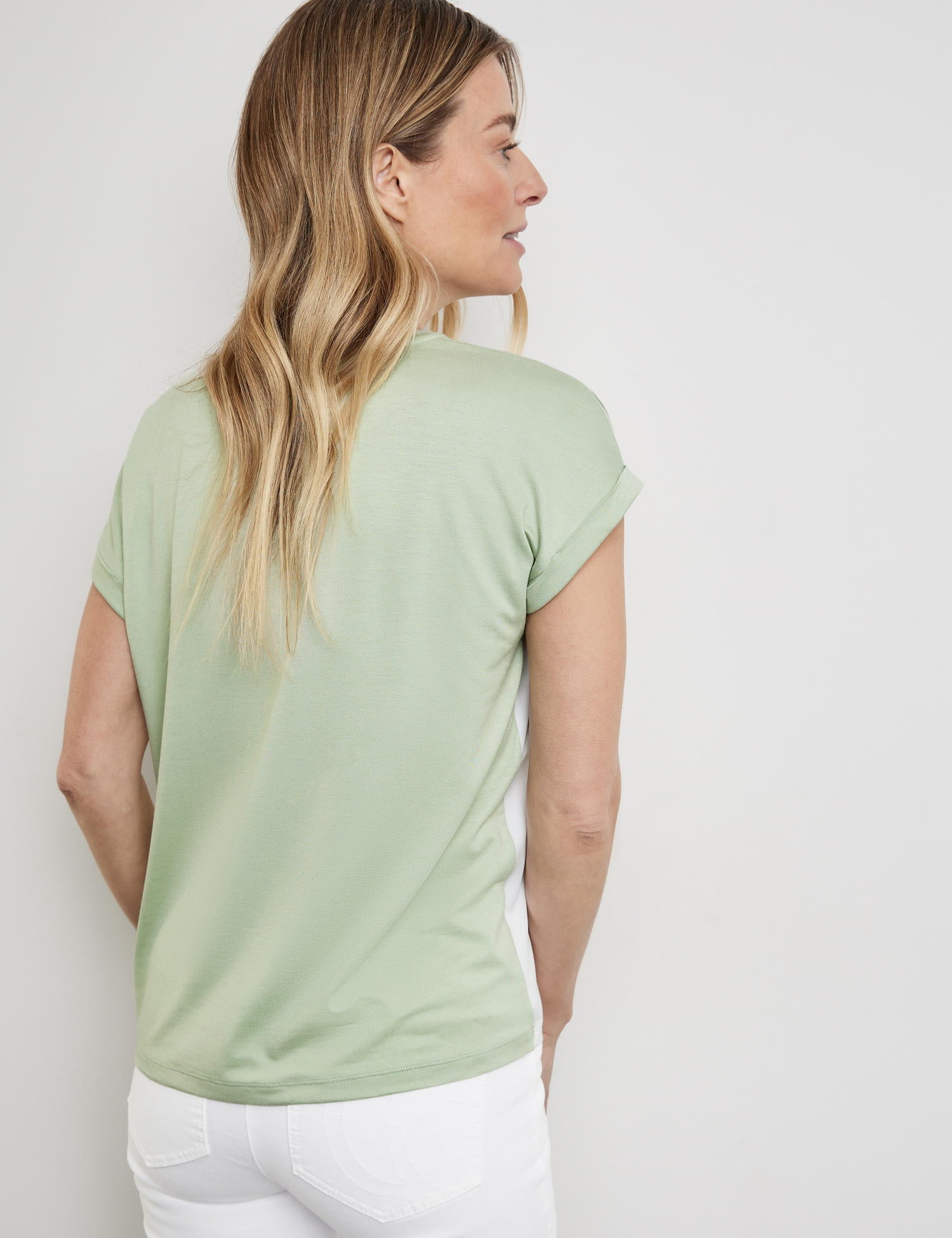 Blouse Top With Fabric Panelling And A Front Print_270039-44043_50948_06