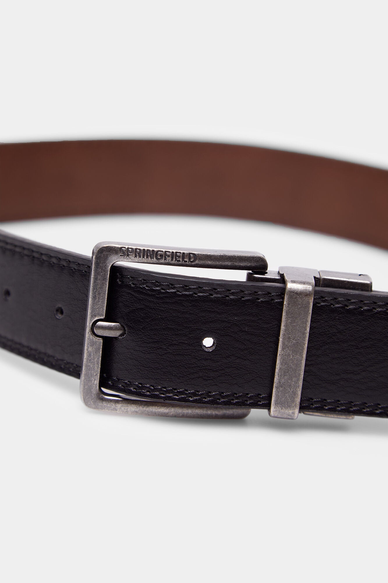 Black Belt_2867121_01_03