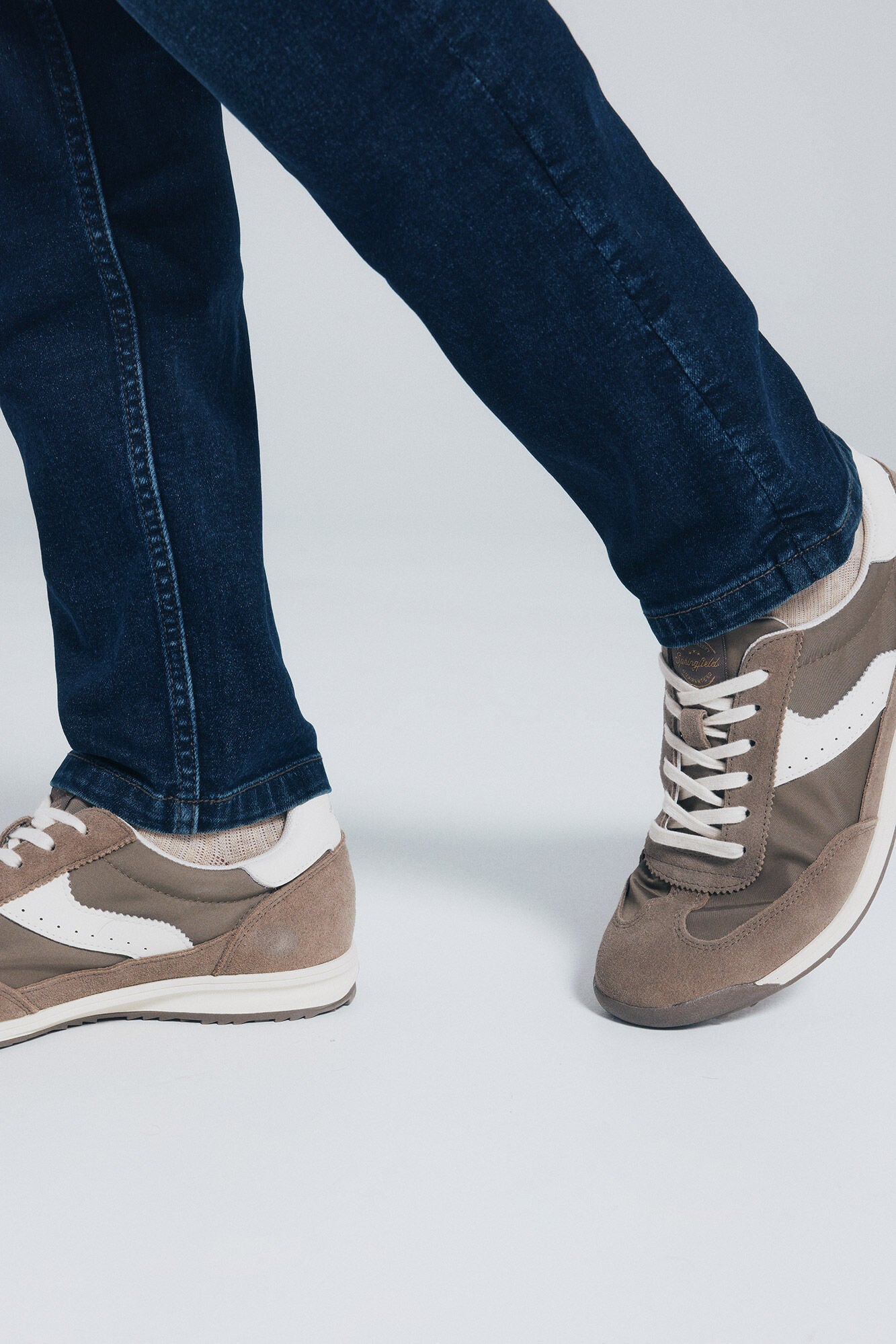 Springfield_Medium_Blue_Retro-Style Leather Sneaker_2992660_12_02